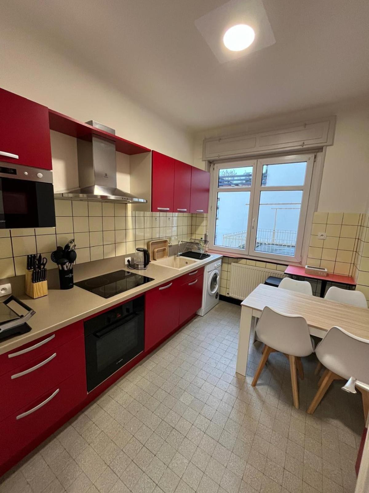 Apartment En 3 Lys