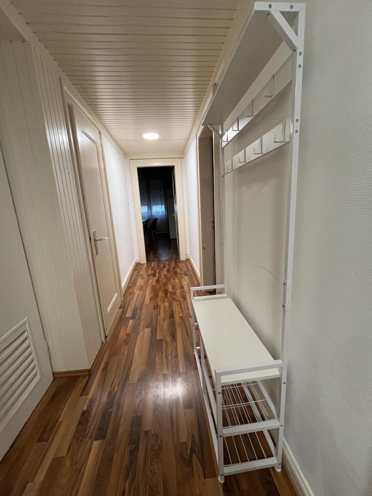 Apartment En 3 Lys