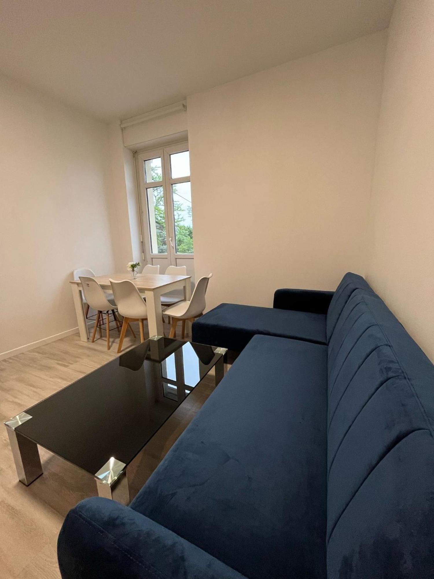 Apartment En 3 Lys *